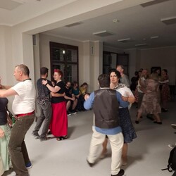 Potańcówka z tańcami ludowymi