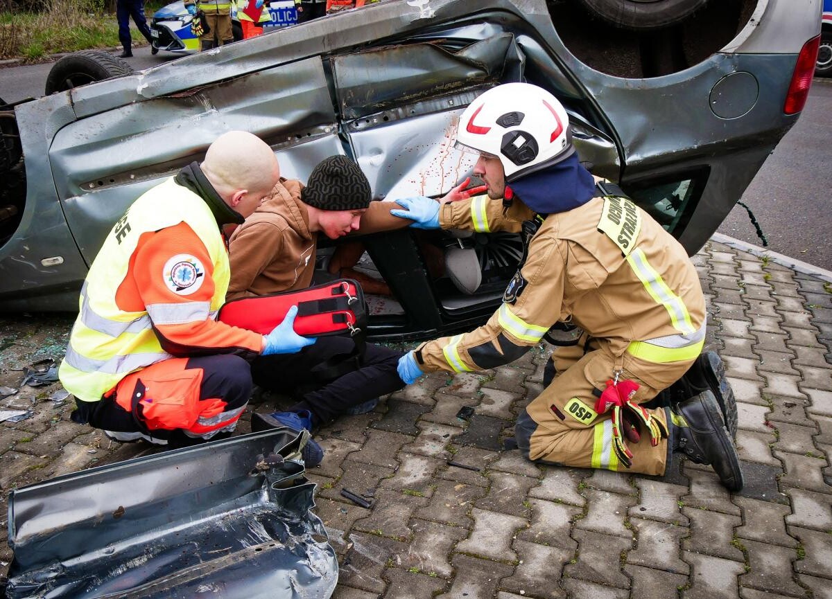 12 kwietnia w Łaziskach Górnych odbyły się pierwsze na taką skalę ćwiczenia służb ratowniczych / fot. Powiat Mikołowski