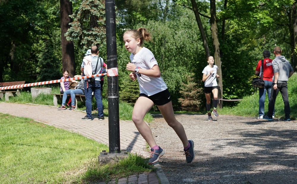 Dziecięce Biegi Przełajowe: rywalizacja między zawodnikami była ostra