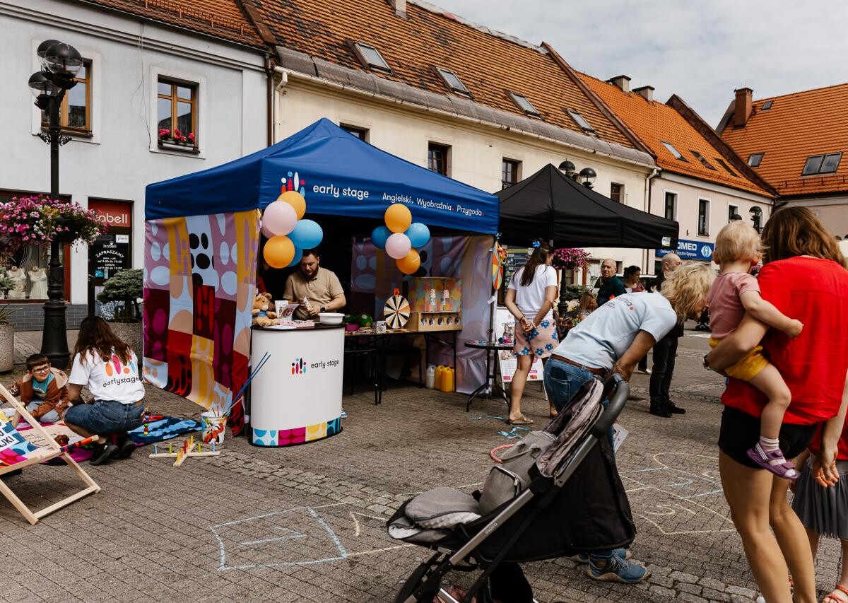 Dzień Dziecka i Dzień Aktywności Społecznej połączyły mieszkańców Mikołowa. Rynek zamienił się w piracką wyspę / fot. Birdabo Studio