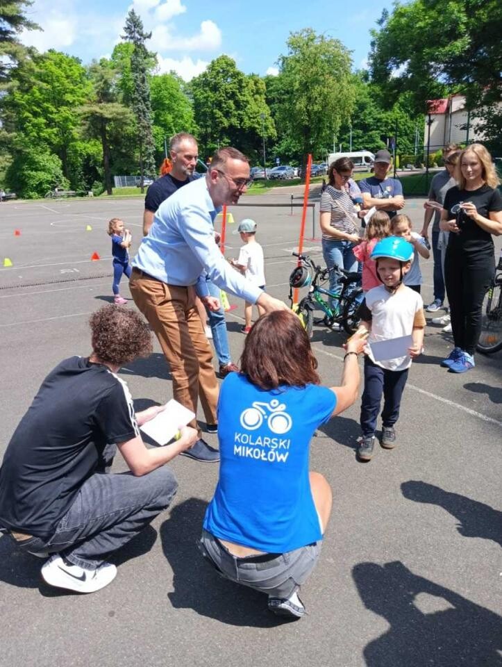 Tak Mikołów świętował Dzień Dziecka – aktywnie i radośnie, z certyfikatami i nagrodami / fot. MOSiR Mikołów