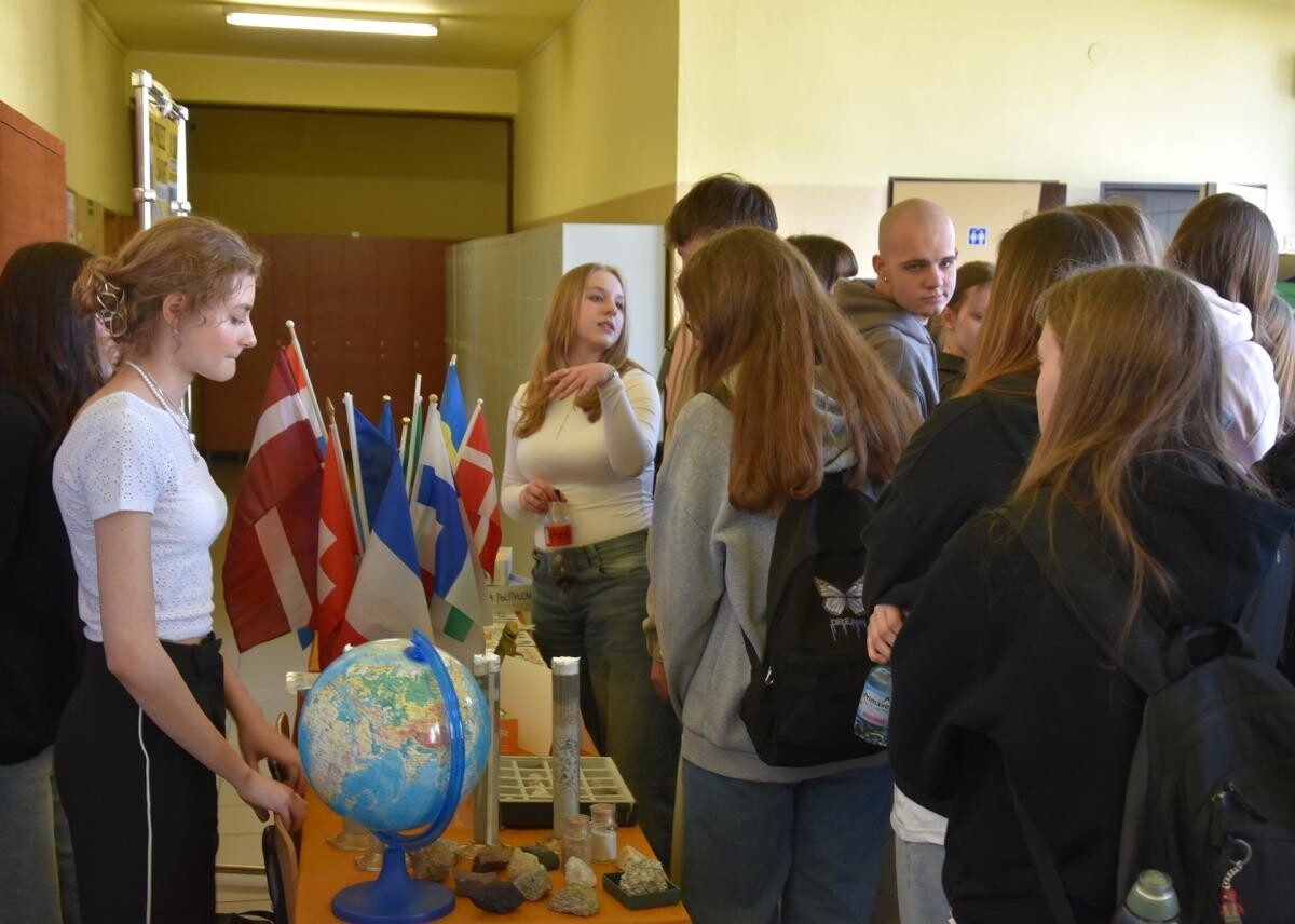 II LO w Mikołowie zorganizowało Dzień Otwarty dla ósmoklasistów / fot. t