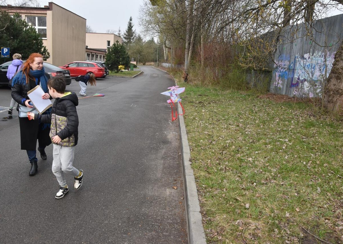 Gra terenowa z okazji Dnia Świadomości Autyzmu / fot. Aktualności Powiatu Mikołowskiego