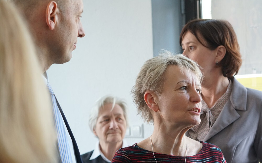 Tłumy mikołowian na otwarciu Klubu Seniora na Osiedlu Mickiewicza. Tu od kwietnia będzie biło serce najstarszych mieszkańców Mikołowa. Na inauguracji klubu pojawili się przedstawiciele władz Mikołowa i miejscy radni.